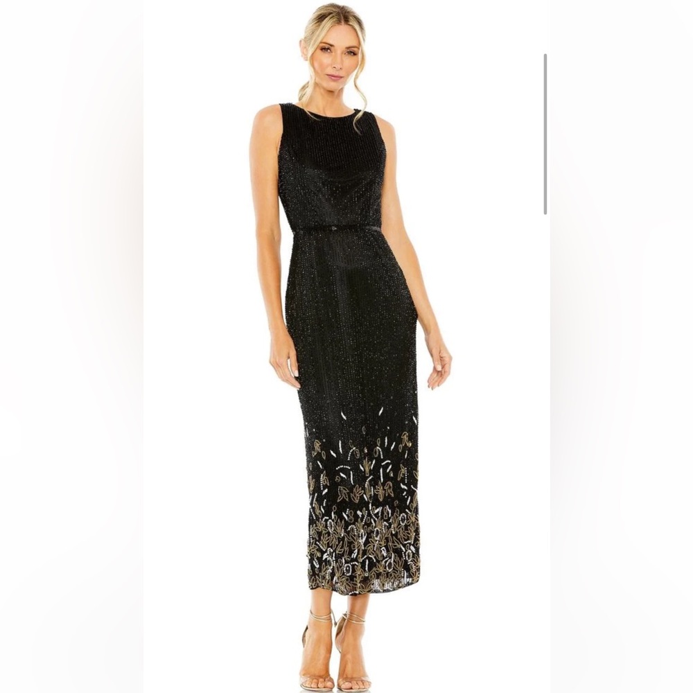 Mac Duggal Elegant Black and Gold Gown